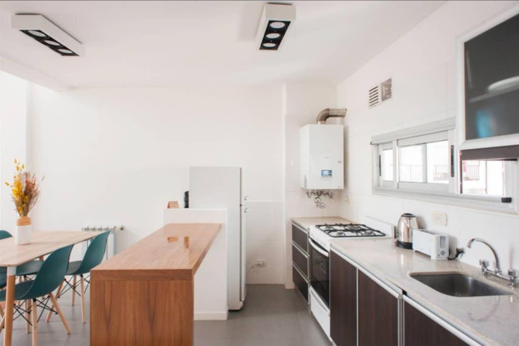 Ferienwohnung Luminosos Loft En Recoleta 2 Cuadras Del Subte Buenos Aires Exterior foto
